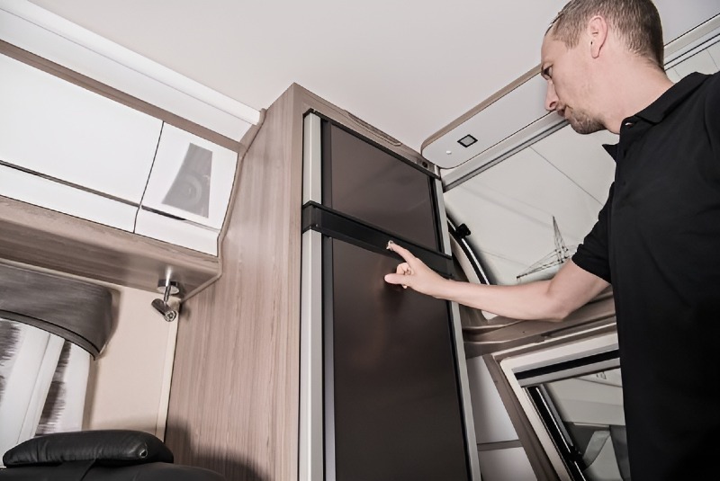 Refrigerator repair in Miami Lakes